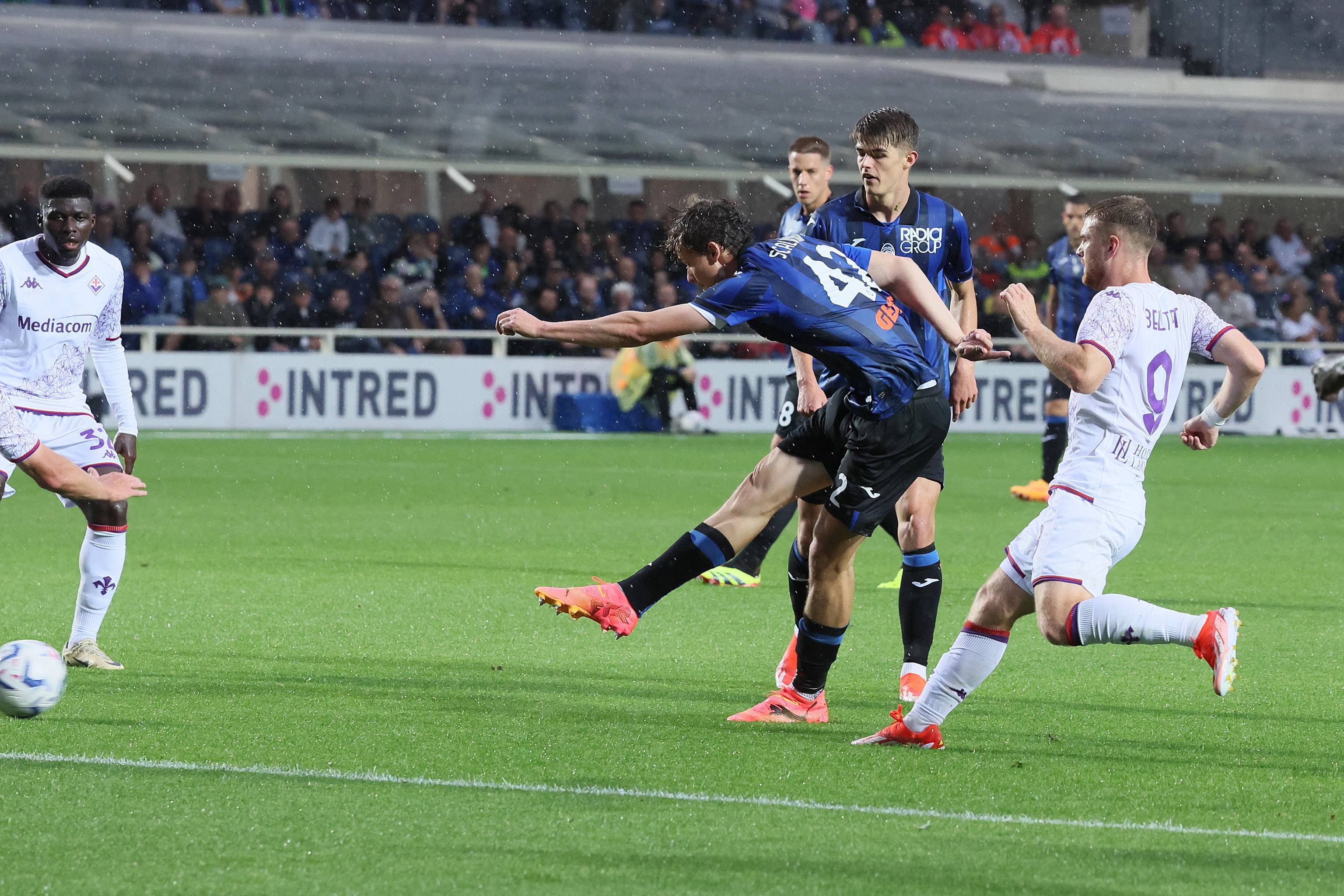 意甲比赛再次引发球迷狂热热讨论 意甲比赛再次引发球迷狂热热讨论