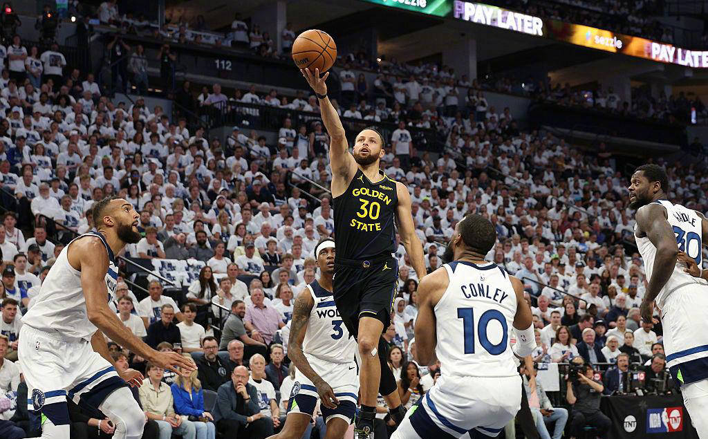 本赛季最佳球员因伤缺席，球队面临考验的简单介绍