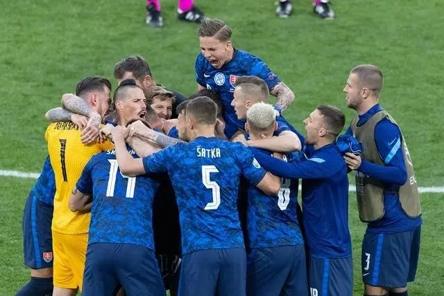 斯洛伐克备战欧预赛，备受瞩目的简单介绍