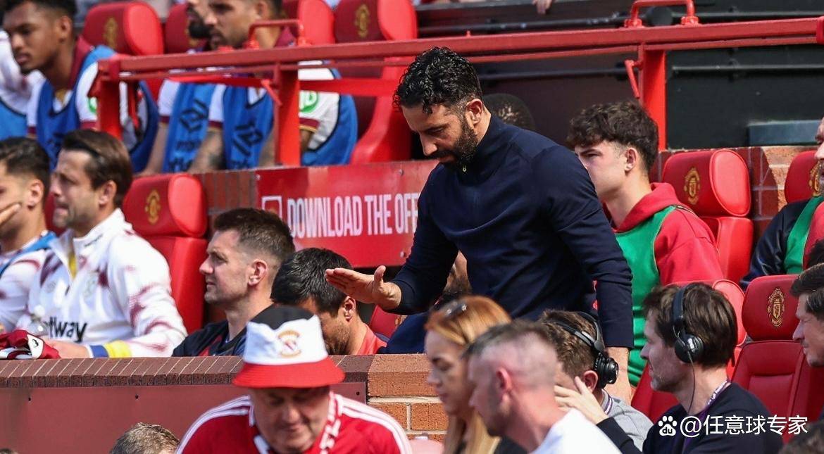 曼联主帅称球队士气高涨,期待下场比赛的简单介绍 曼联主帅称球队士气高涨,期待下场比赛的简单介绍