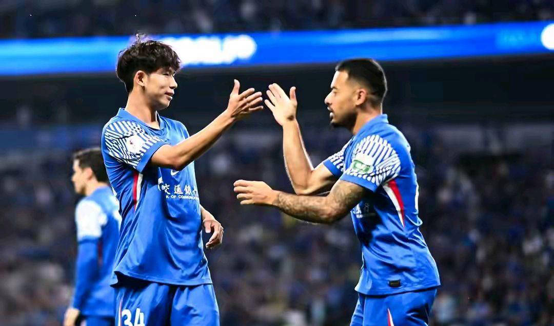 关于申花大胜，士气高涨迎接挑战！的信息