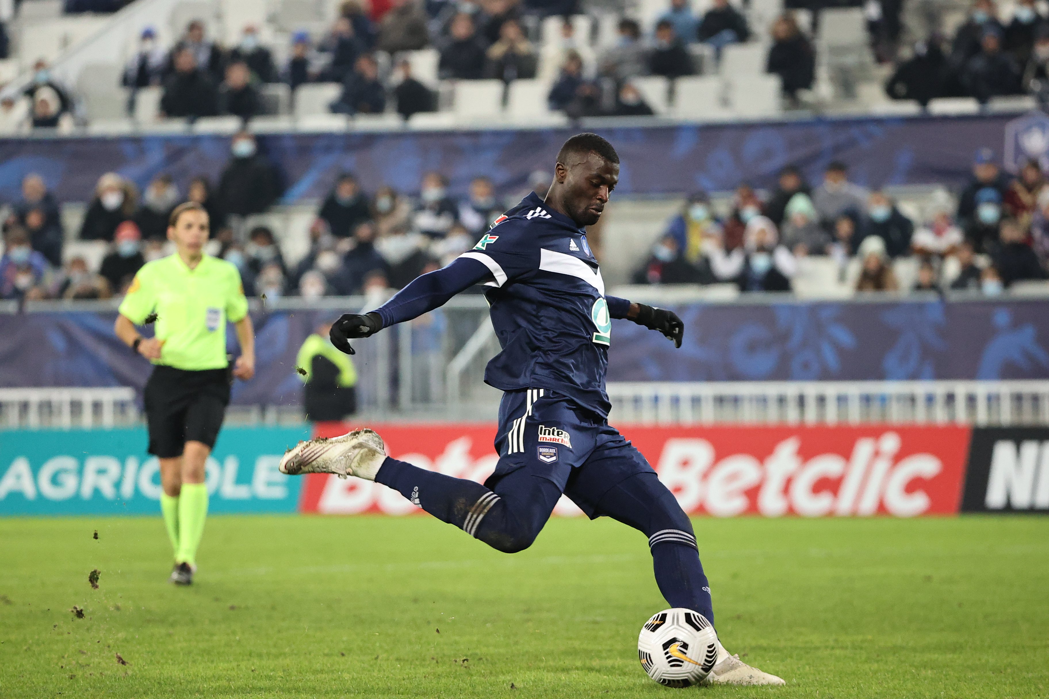 关于卡昂对阵雷恩，保级关键强硬对战的信息