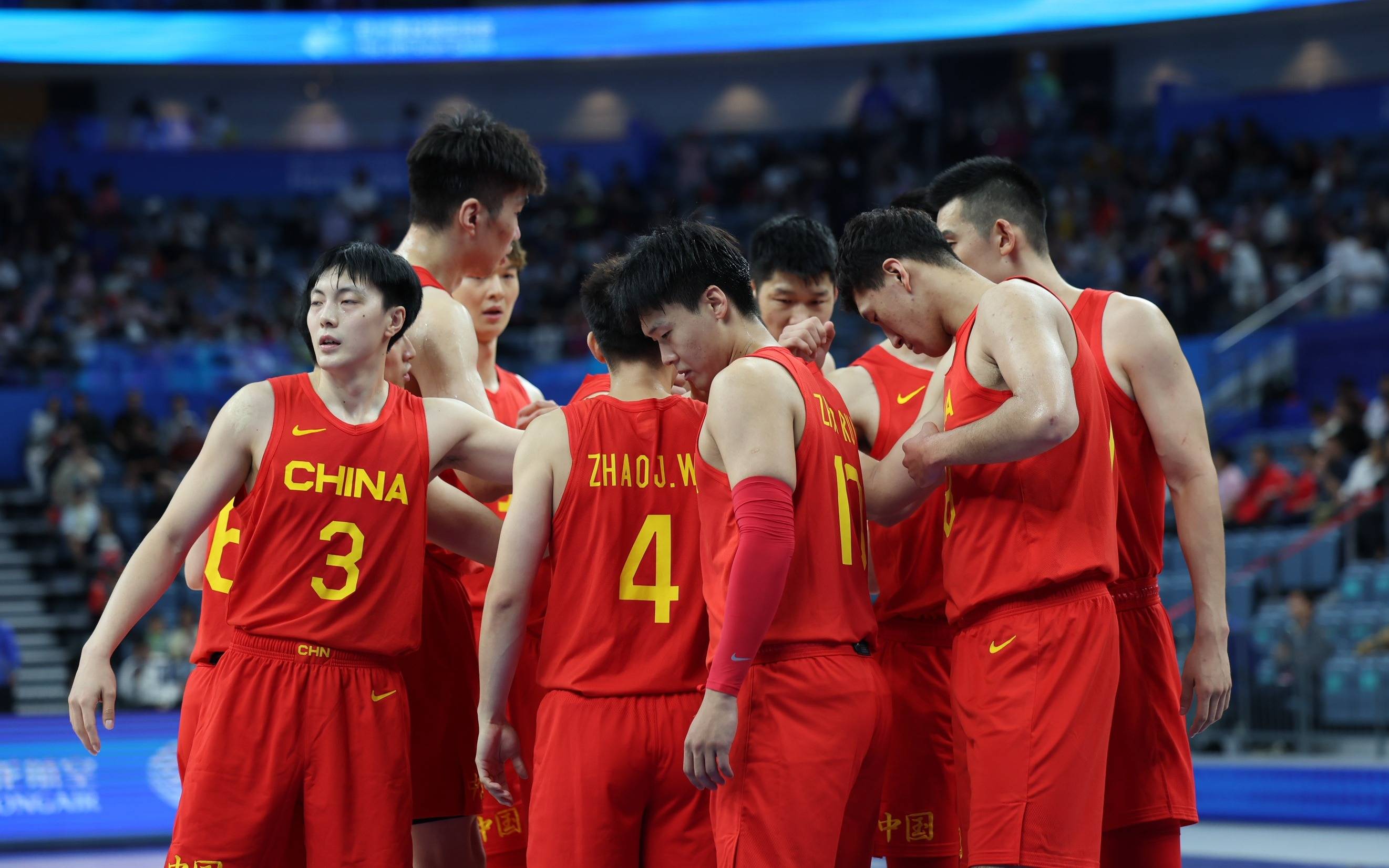 包含NBA｜国足不敌，引发热议的词条