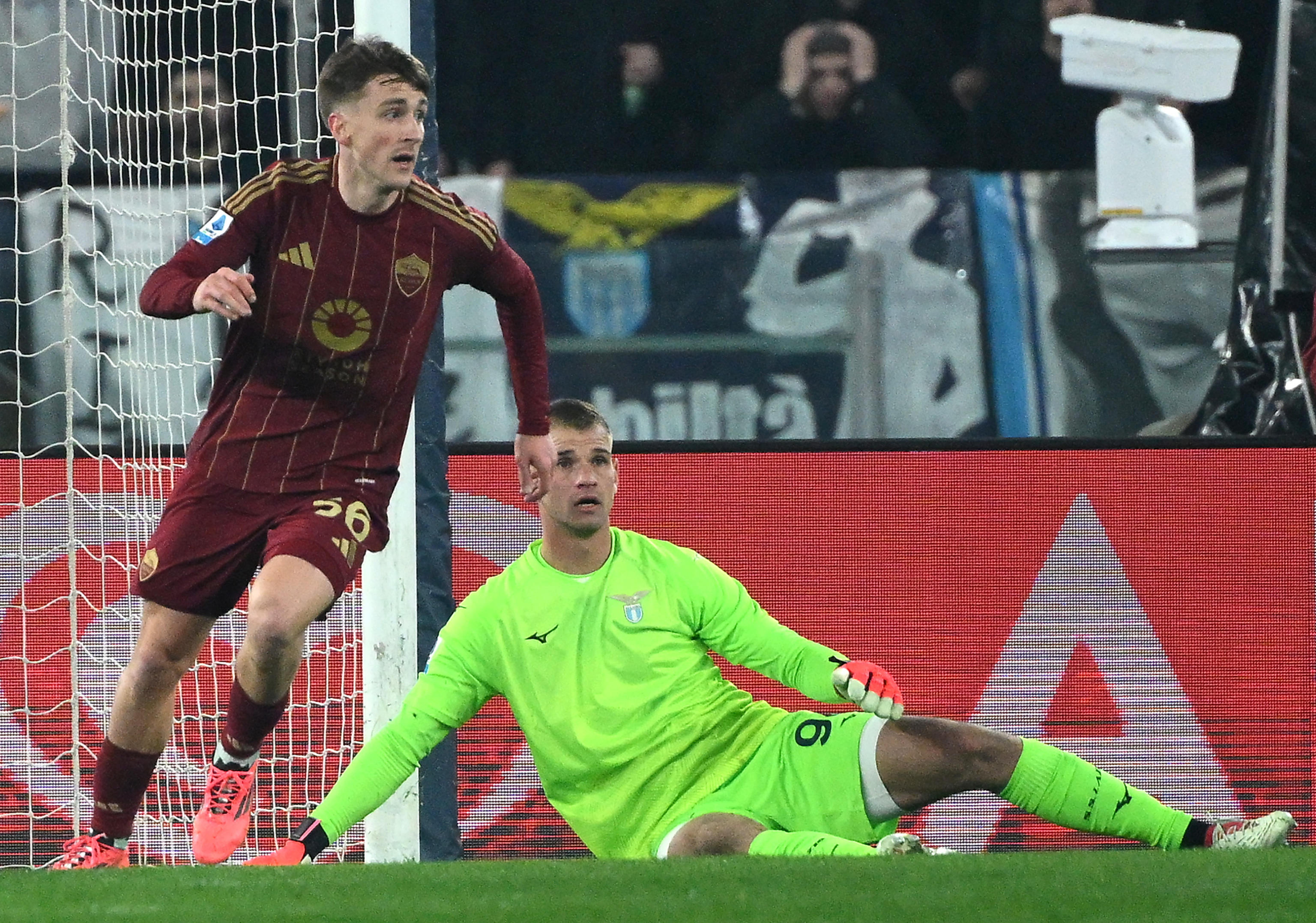 意大利遭遇凯尔特人击败，西甲局势紧张