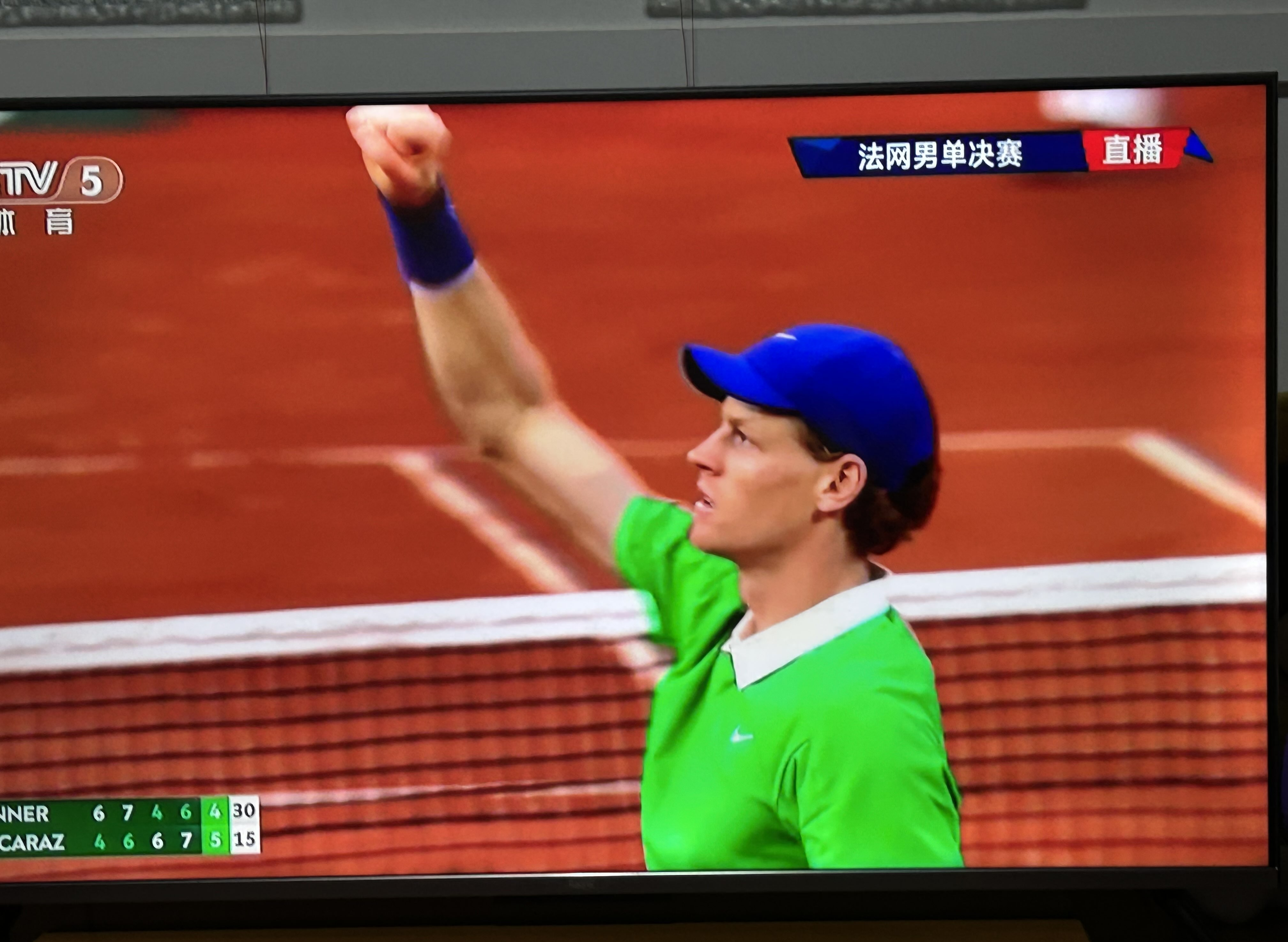 网球赛场上的对决，挑战与激情并存的简单介绍