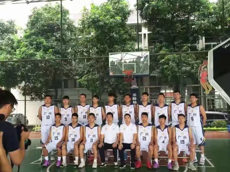 香港球队在国际赛场上表现出色,收获好成绩 香港球队在国际赛场上表现出色,收获好成绩