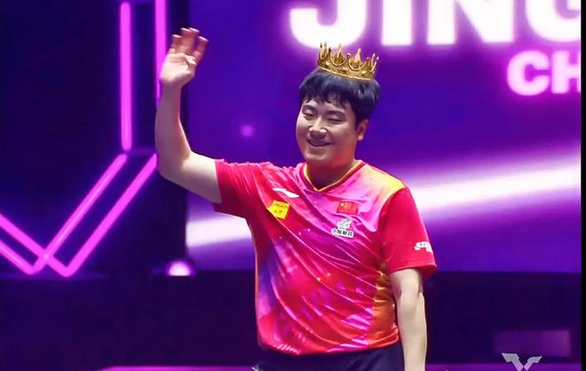 包含新加坡篮球风头无两摘取冠军的词条