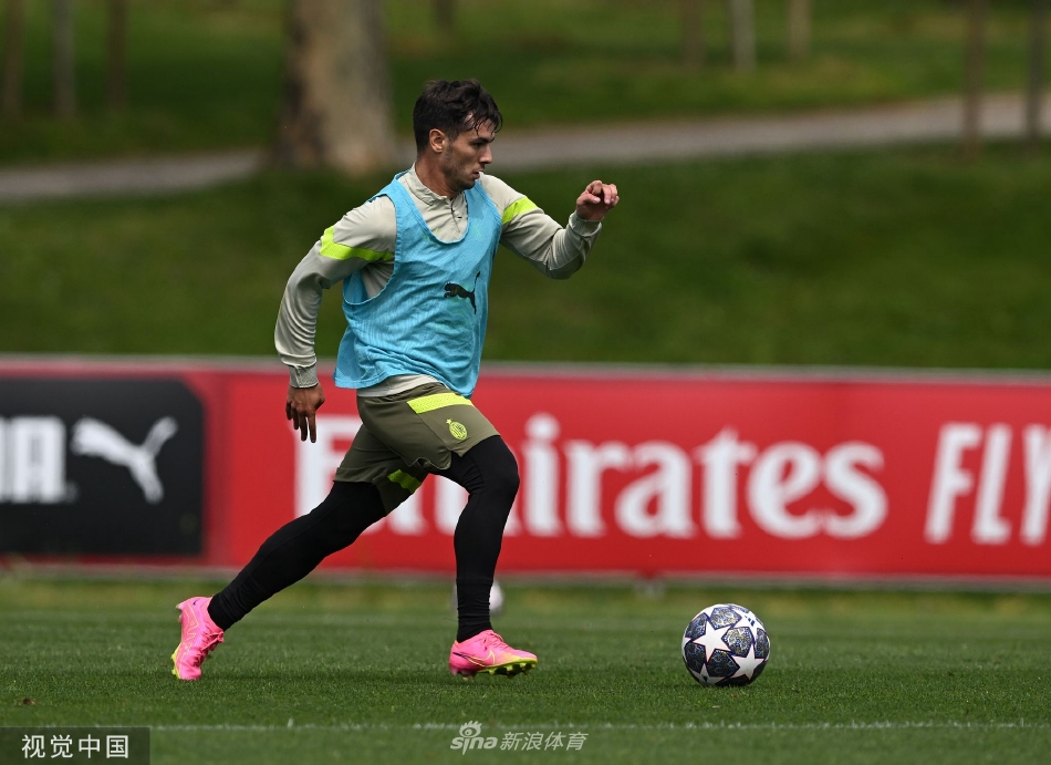 AC米兰备战决赛,积极备战 AC米兰备战决赛,积极备战