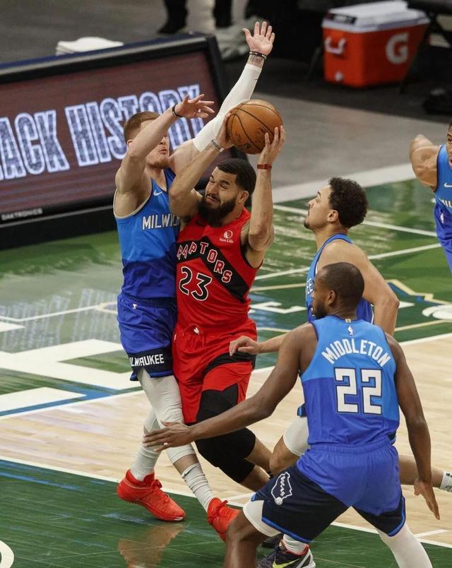 关于绿军擒森林狼，猛龙轻取魔术获得四连胜的信息