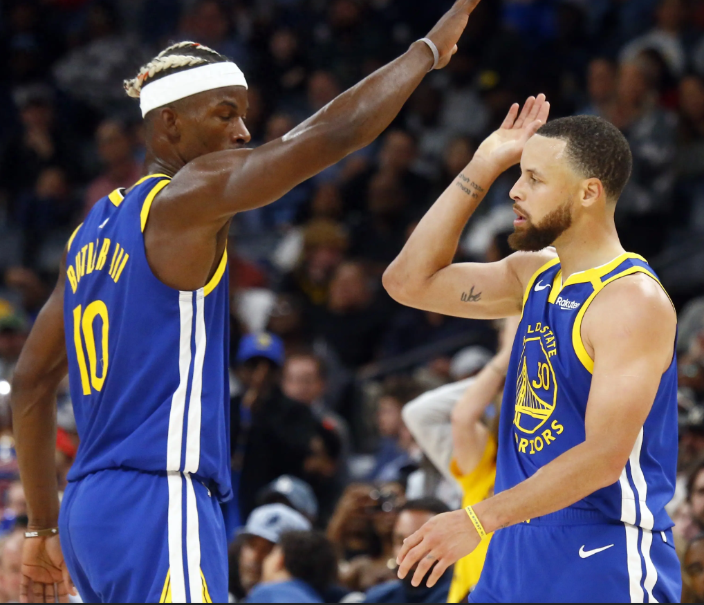 库里成为全场焦点,辽宁队险胜骑士 库里成为全场焦点,辽宁队险胜骑士