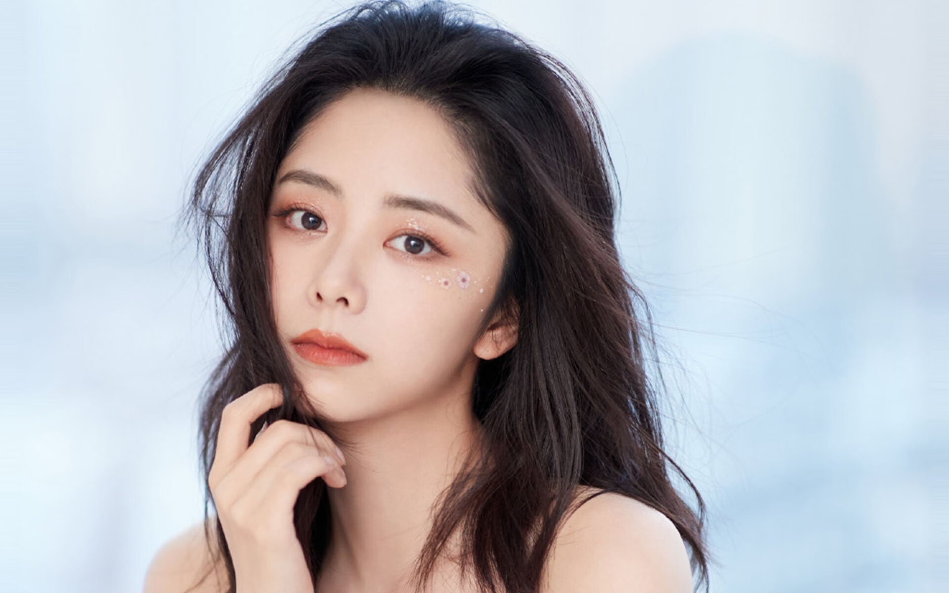 东方铁壁与西方快刀，竞技体育的悲喜交响